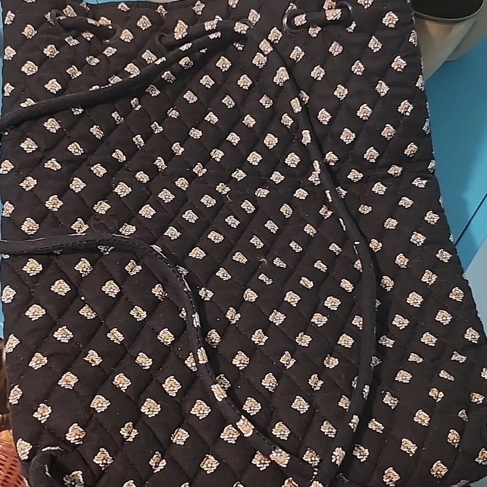 Vera Bradley Classic Black Brand New Drawstring Backpack &  Wallet 14" H 11" W - Picture 7 of 10